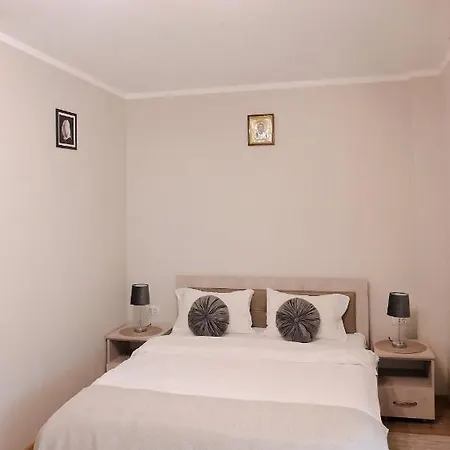 Casa Isabela 3* プトナ